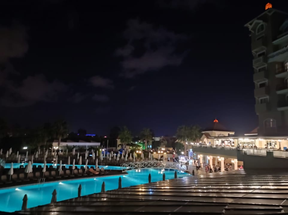 Pool Side Mare Resort & Spa