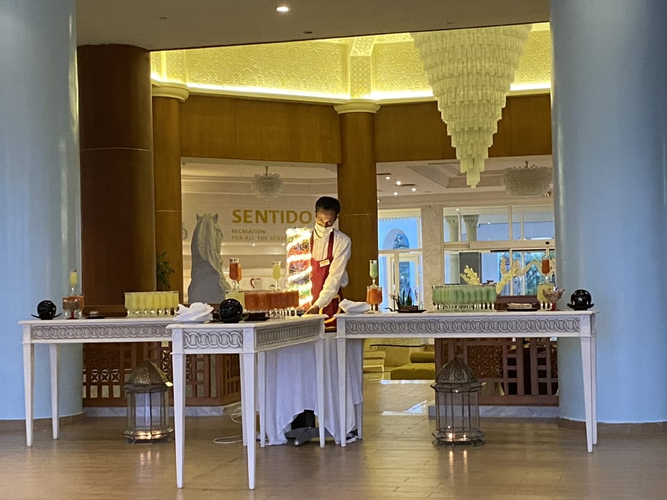 Lobby Sentido Bellevue Park