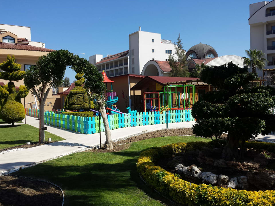 Garten Grand Seker Hotel