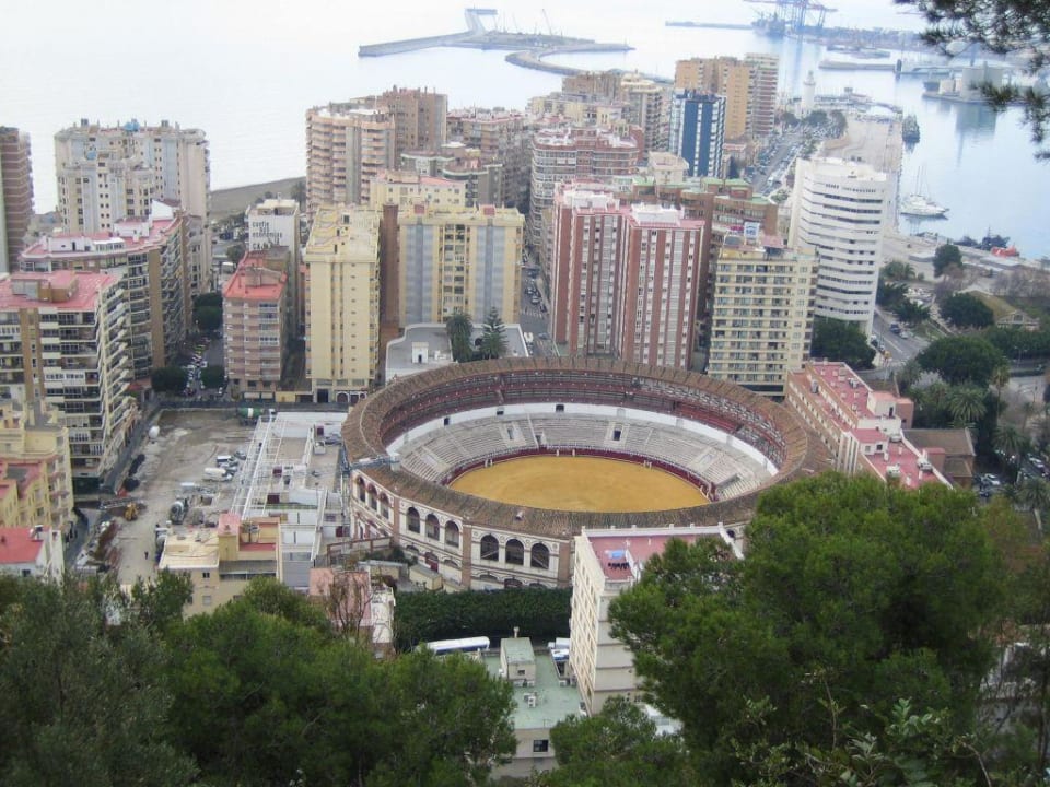 Blick von der Hotelterrasse Hotel Parador de Malaga Gibralfaro