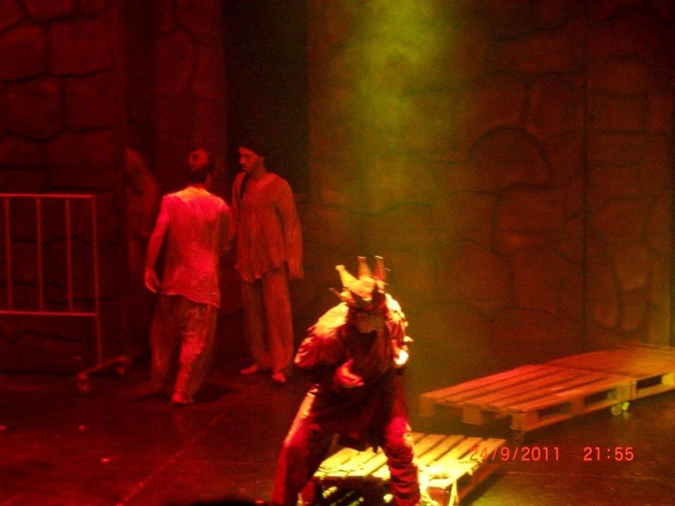 Notre dame de Paris Turquoise Hotel