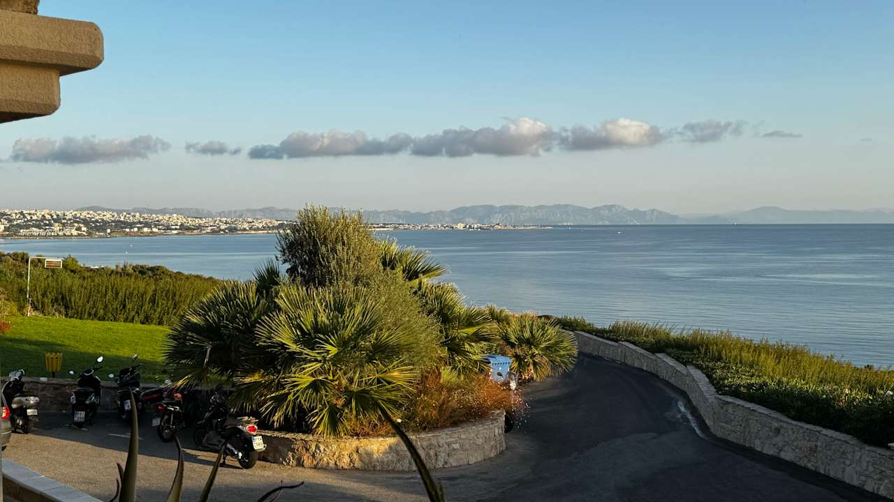 Ausblick Hotel Kalithea Horizon Royal