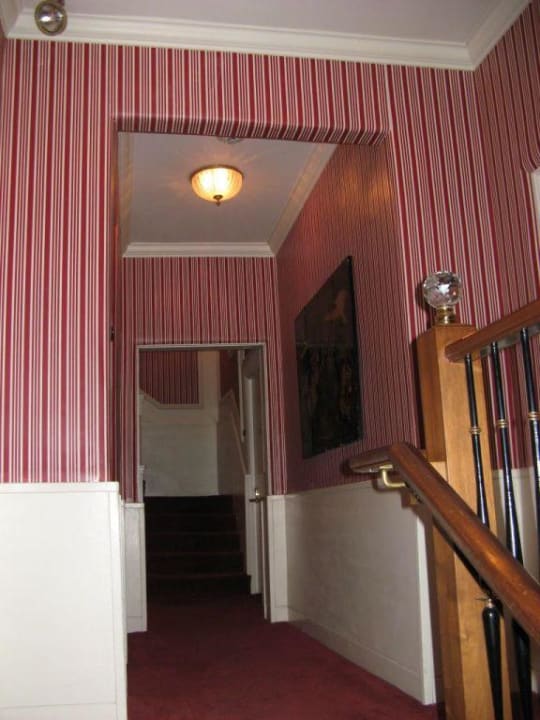Hotel Pine Inn in Carmel: Treppenhaus Pine Inn - Carmel