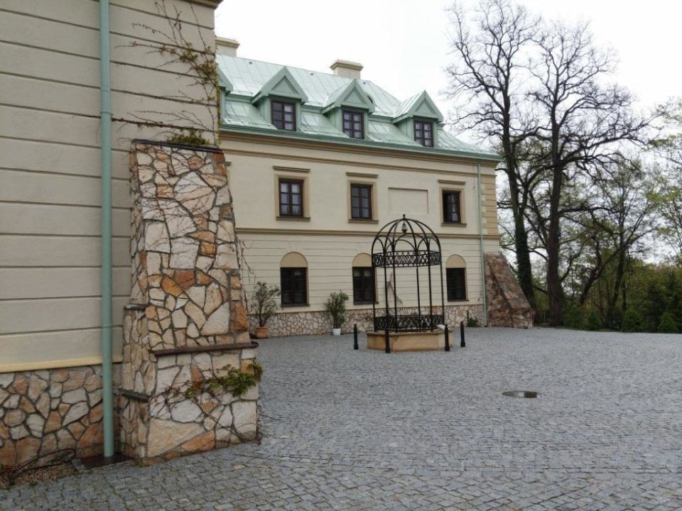 Widok zewnetrzny Hotel Manor House SPA - Pałac Odrowążów
