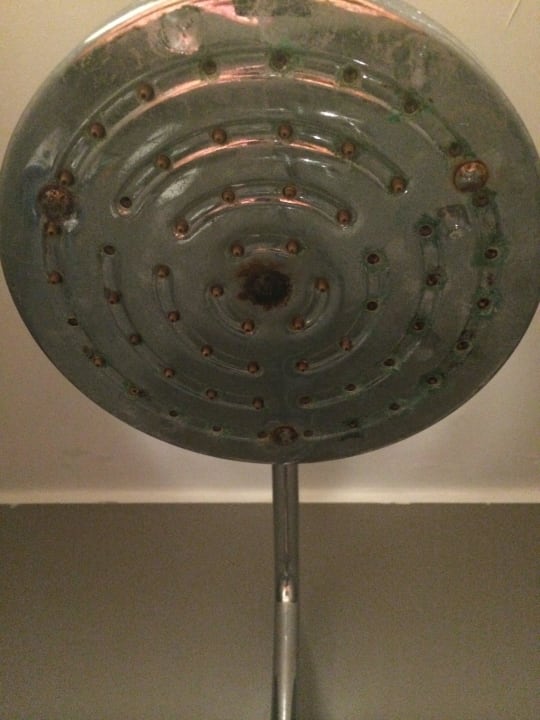 Verrosteter Duschkopf Atlantica Mikri Poli Crete