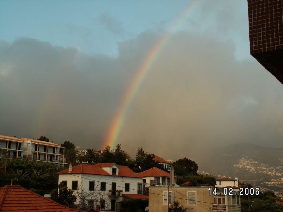 Blick vom Balkon 3. Stock zur Bergseite TUI BLUE Madeira Gardens