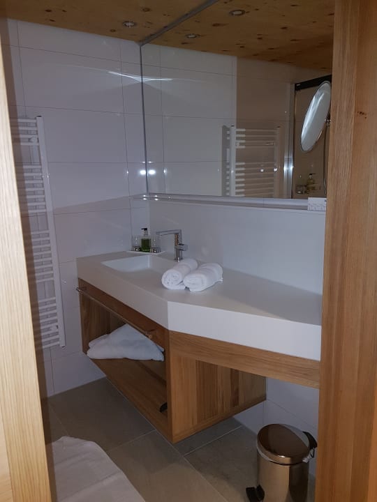 Badezimmer, links ist die Dusche gewesen Hotel Olympia