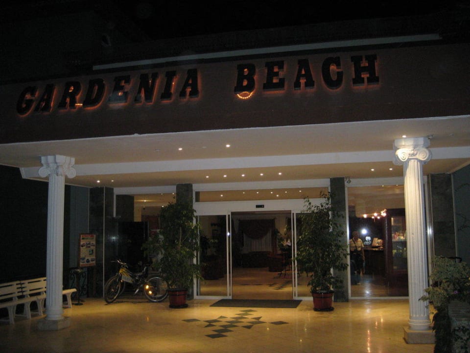 Eingang Hotel Gardenia Beach Hotel Gardenia Beach