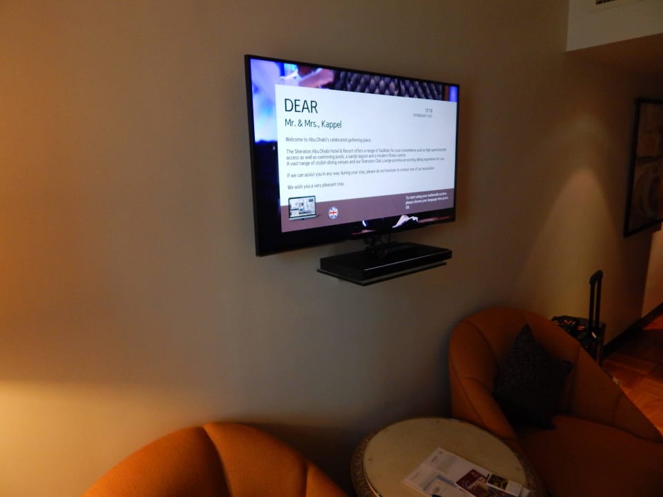 Fernseher mit mehrern deutschen Kanälen Sheraton Hotel & Resort Abu Dhabi