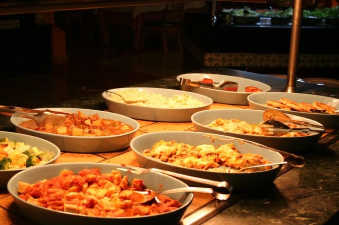 Buffet Iberostar Waves Tucan