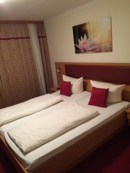 Bett Hotel Seeblick und Ferienwohnung