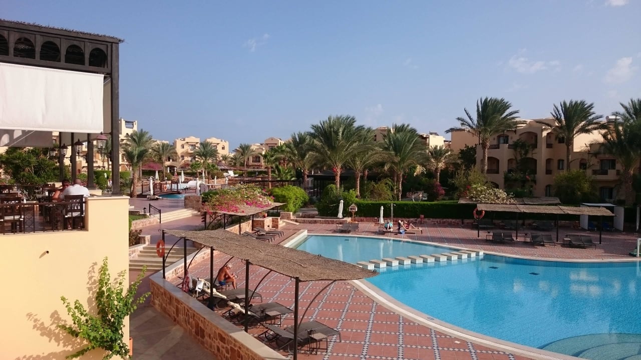 Blick vom Frühstückstisch Steigenberger Coraya Beach - Adults only