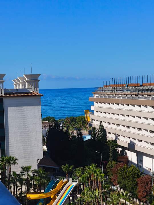 Außenansicht Dizalya Palm Garden