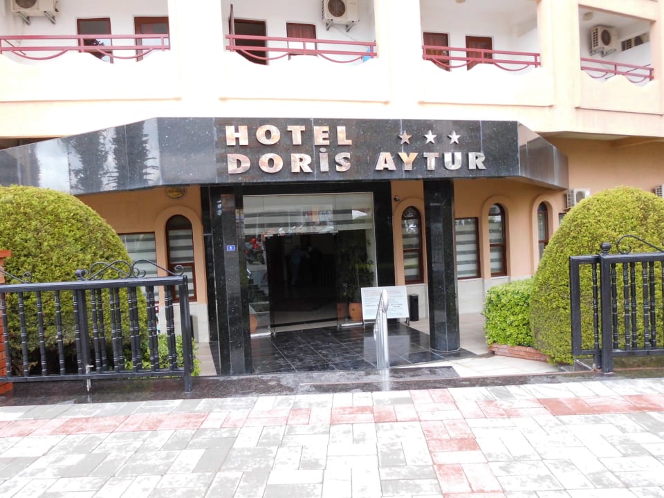Eingang Doris Aytur Hotel