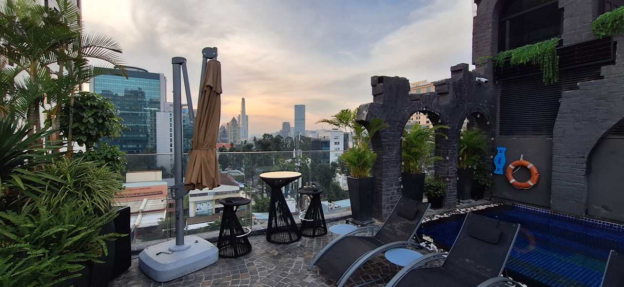 Pool Bach Suites Saigon, a Member of Design Hotels