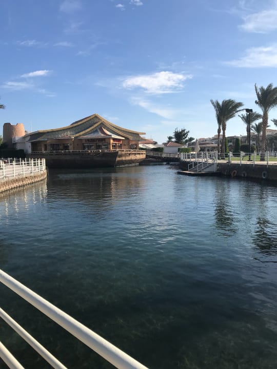 Kanal Pickalbatros Dana Beach Resort - Hurghada