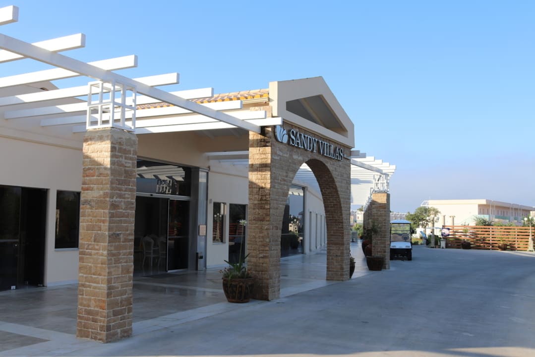 Lobby Sandy Villas Resort
