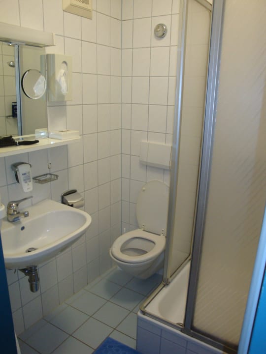 Ausstattung OK, Möbel renovierungsbedürftig Gasthof Egidiwirt