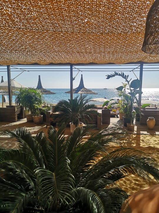 Strand Side Square Hotel