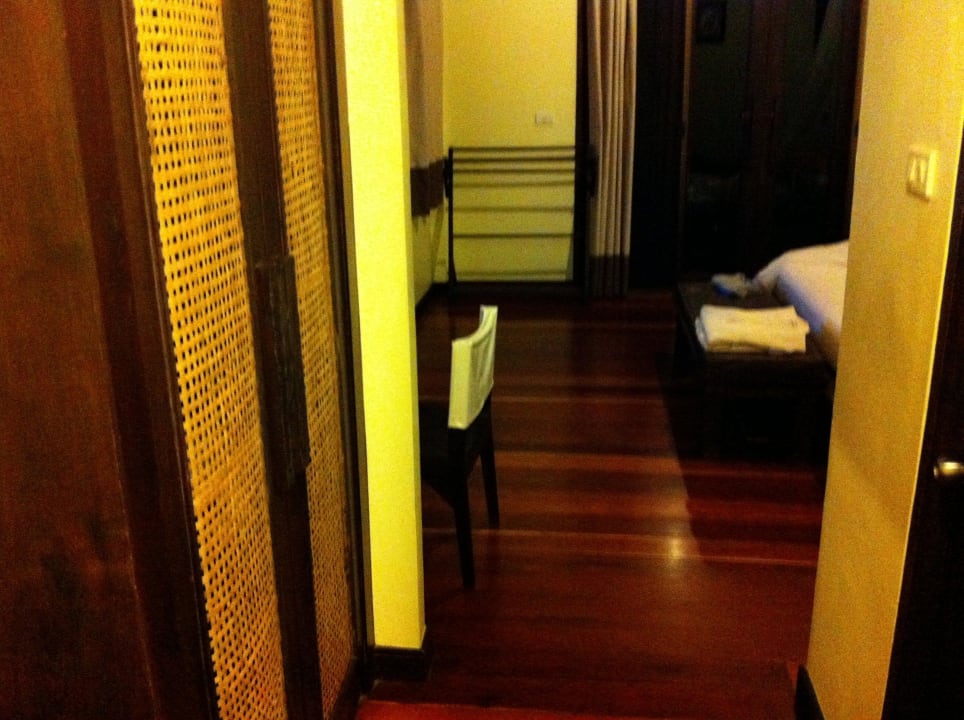 Flur zum Hauptzimmer Hotel The Spa Resort - Koh Chang