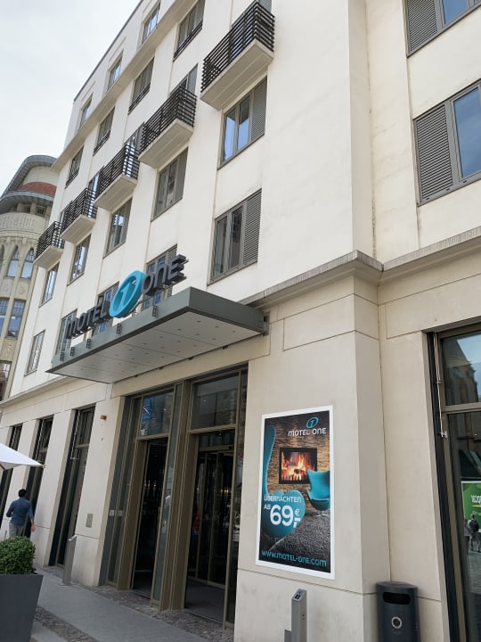 Außenansicht Motel One Leipzig-Nikolaikirche