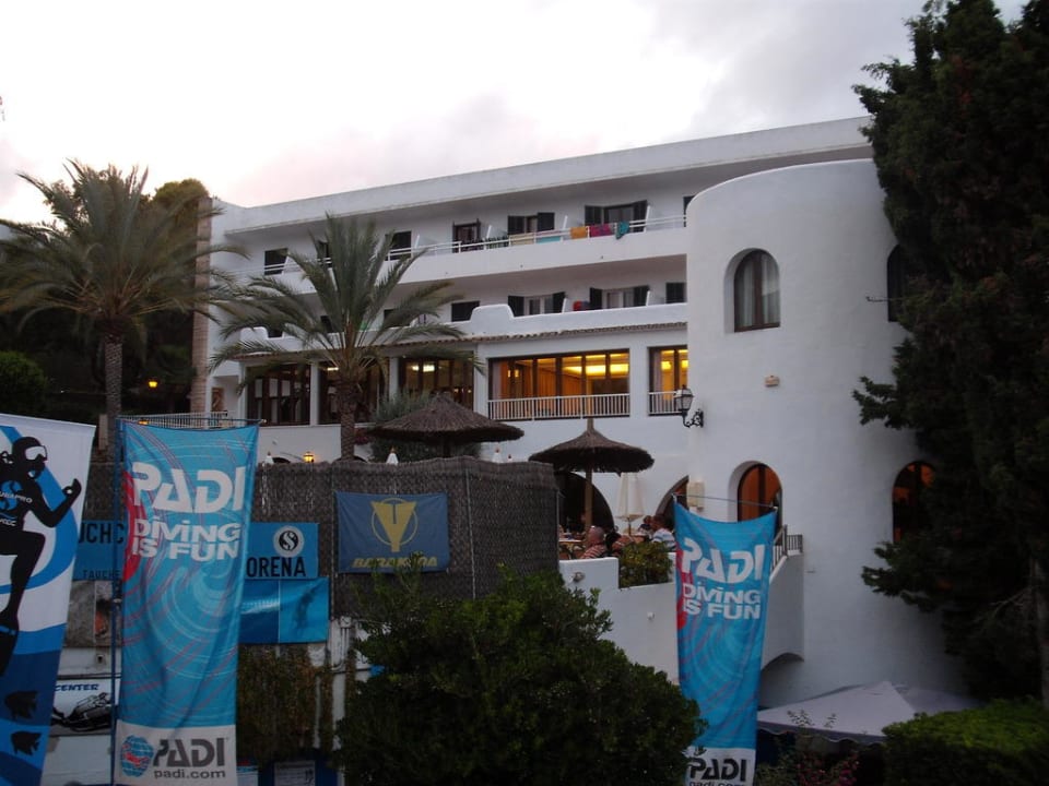 Ausblick auf die Hotelseite des Costa del Sur  Gavimar Cala Gran Costa del Sur