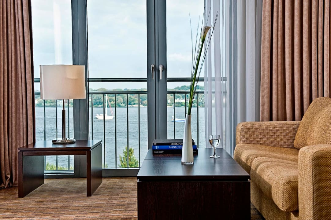 Zimmer elaya hotel hamburg finkenwerder