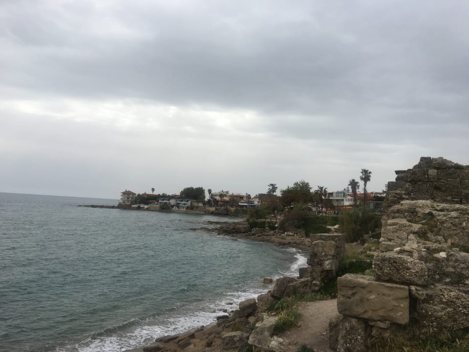 Strand Melas Resort Hotel