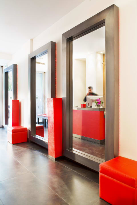 Lobby Hotel Le Chat Noir