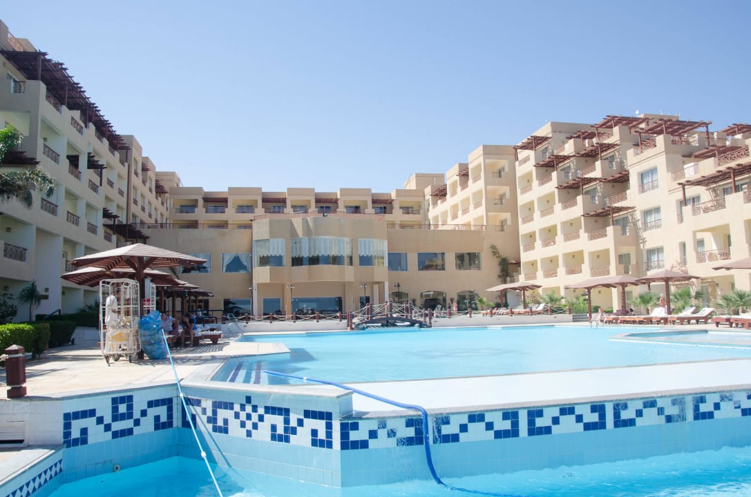 Бассеин Imperial Shams Abu Soma