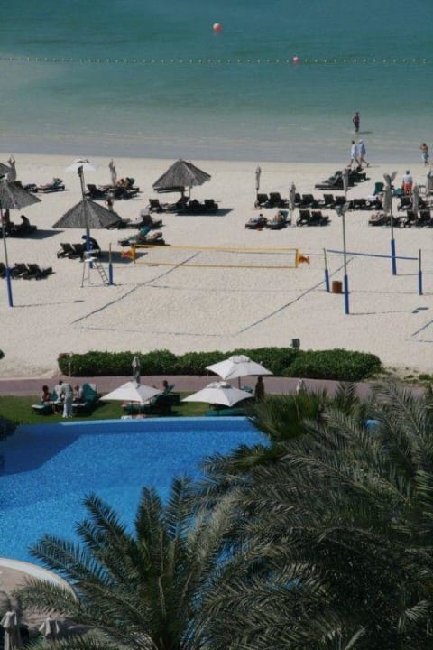 Ausblick vom Balkon Le Meridien Mina Seyahi Beach Resort & Waterpark