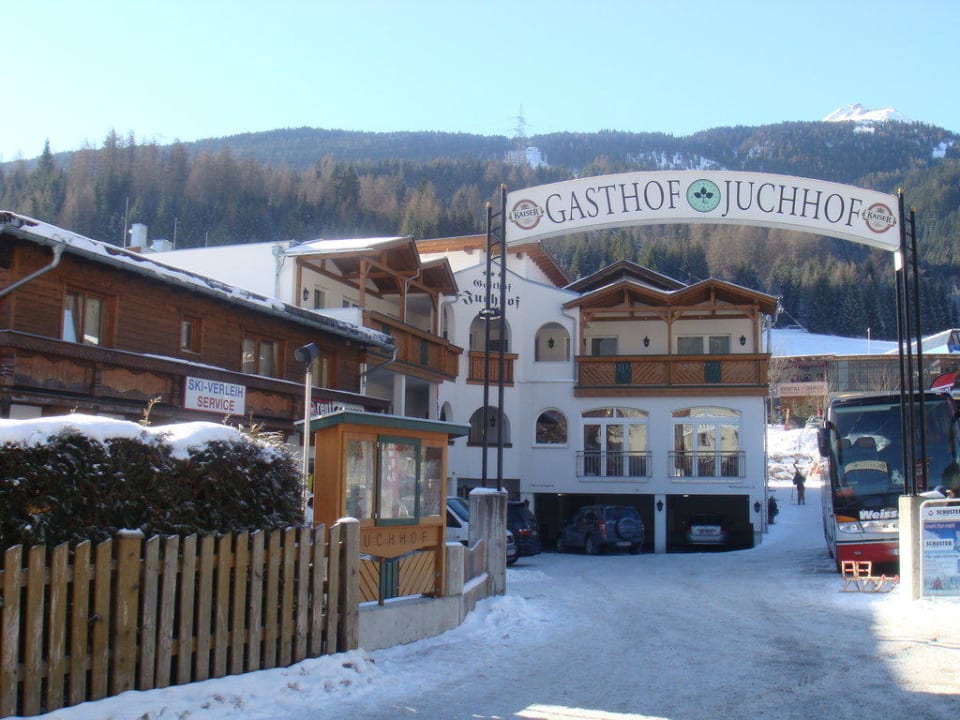 Juchhofeinfahrt Hotel Gasthof Juchhof