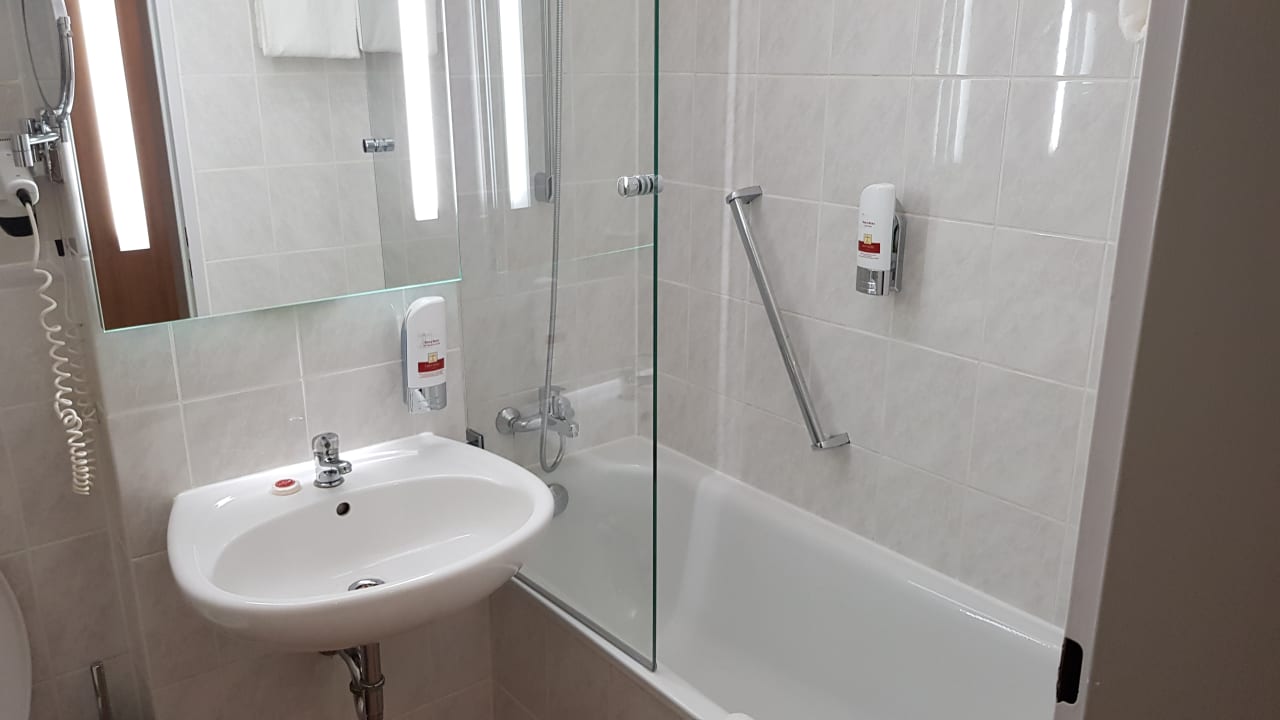 Zimmer Leonardo Hotel Munich City North