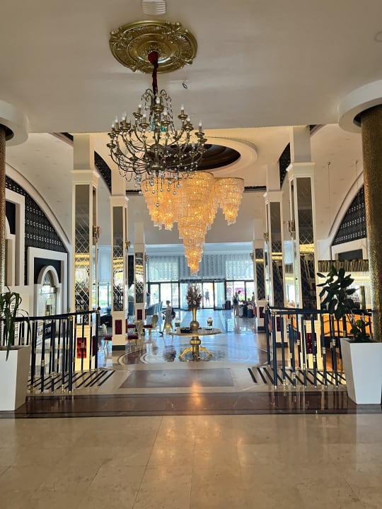 Lobby Dream World Palace Hotel