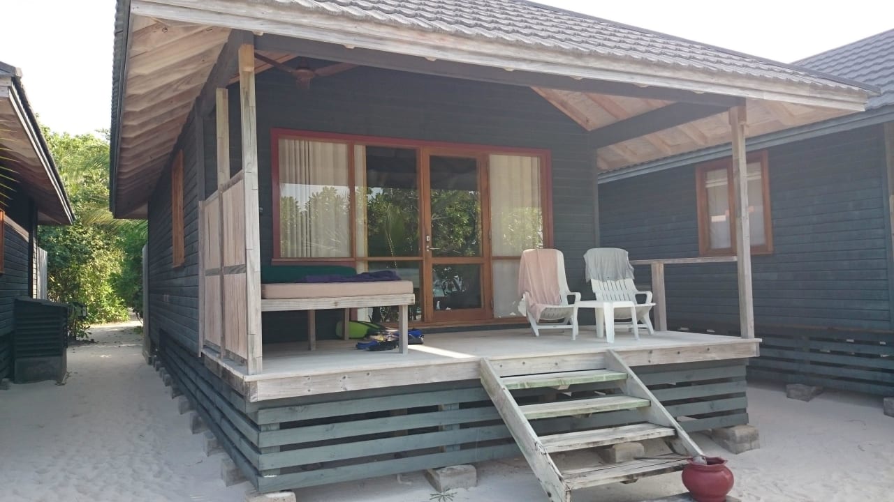 Unsere Beach-Villa Nr. 301 im O-Resort Kuredu Island Resort & Spa