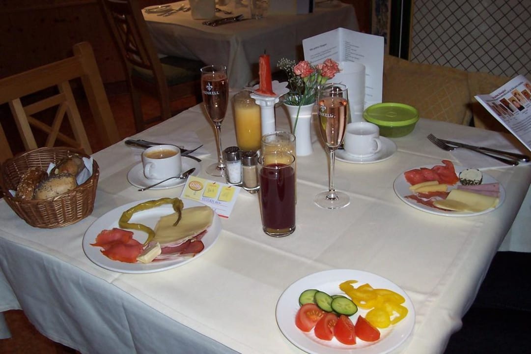 Frühstückstisch Dilly - Das Nationalpark Resort