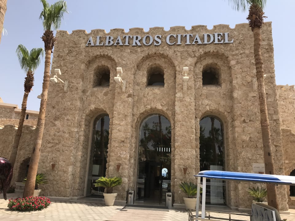 Außenansicht Pickalbatros Citadel Resort