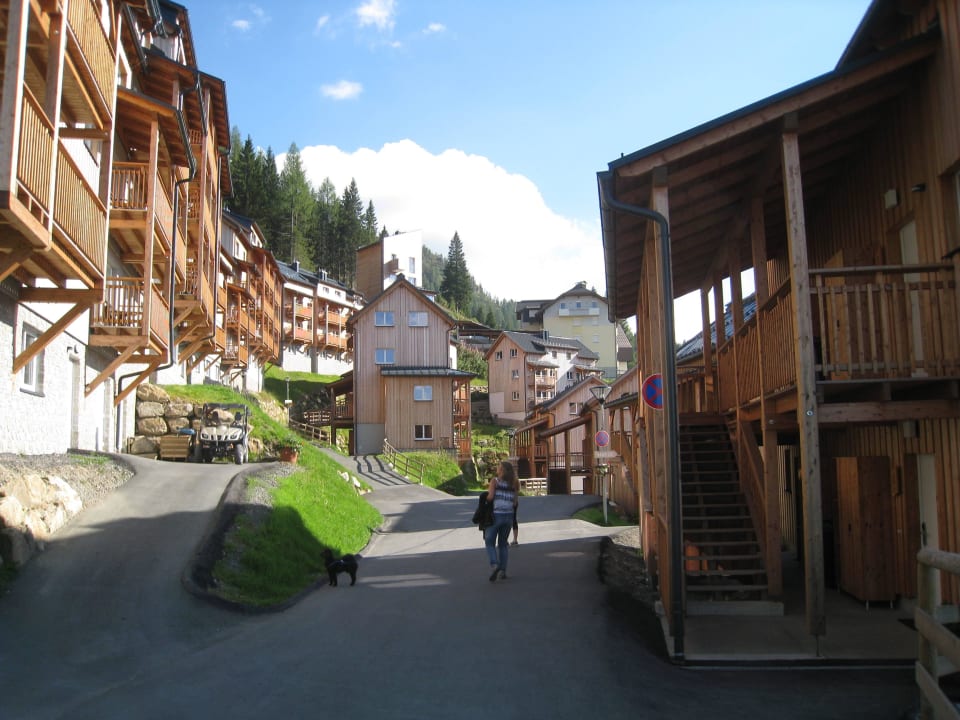 Innenhof Almresort Gartnerkofel