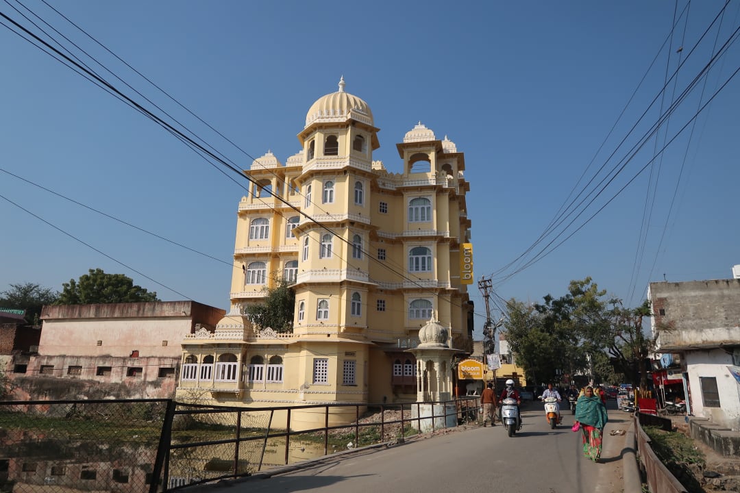 Außenansicht bloom Boutique | Lake Pichola