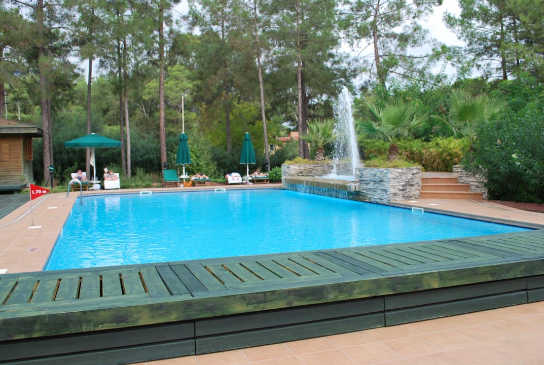 Kleiner Ruhepool Balmy Foresta