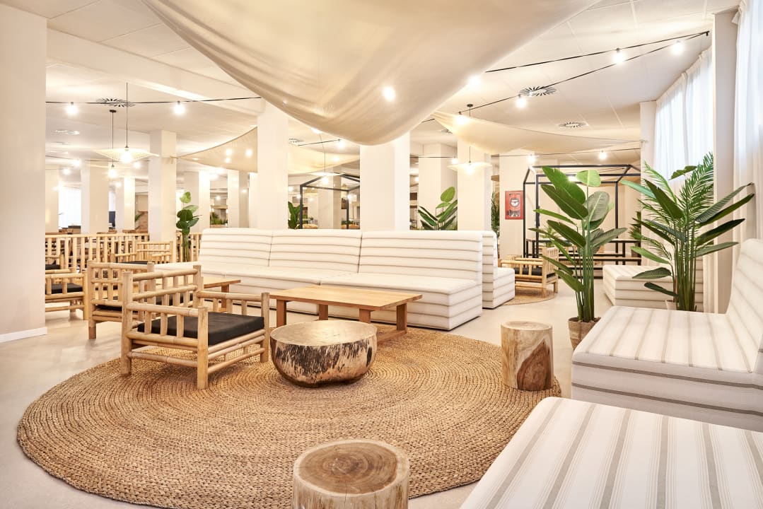 Lobby tent Torremolinos