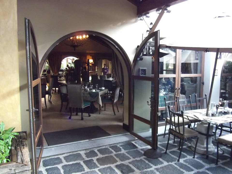 Übergang/Restaurant Hotel Camino Real Antigua
