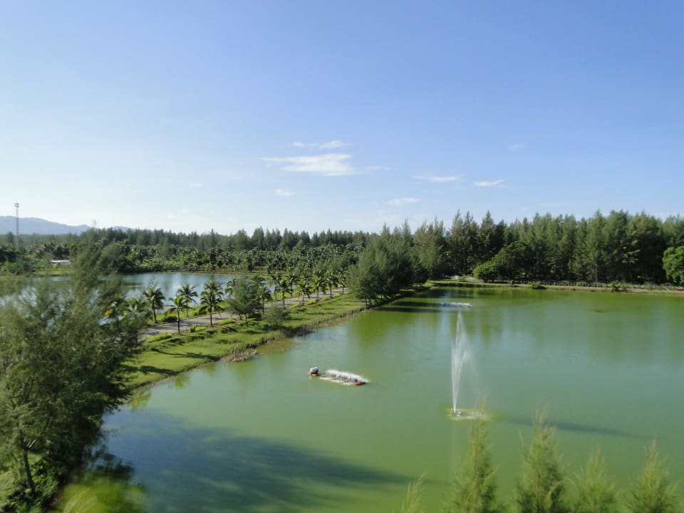 Ausblick hinter das Hotel Kantary Beach Hotel - KHAO LAK