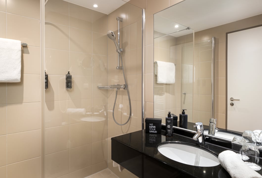 Zimmer elaya hotel hamburg finkenwerder