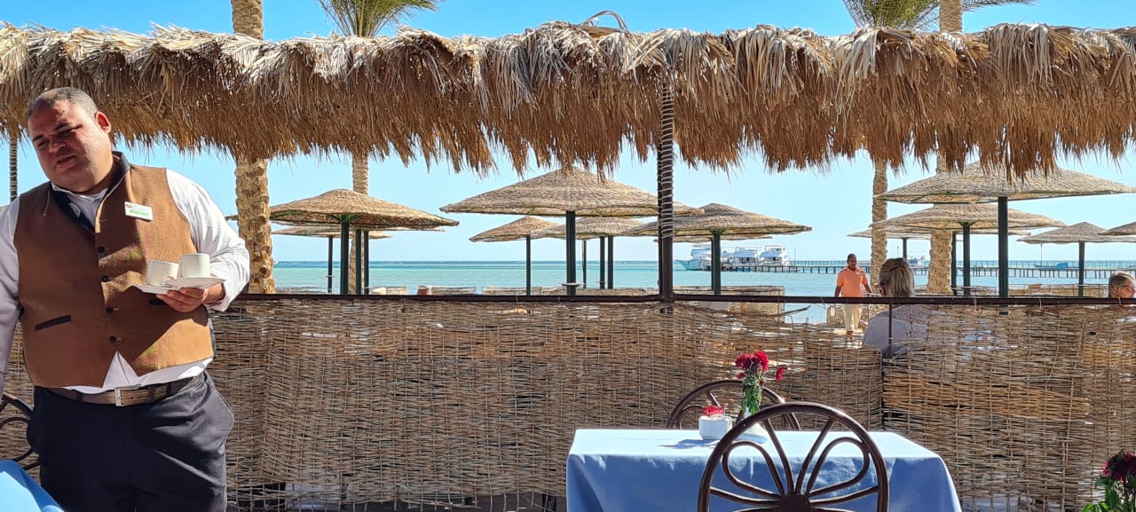 Gastro Golden Beach Resort