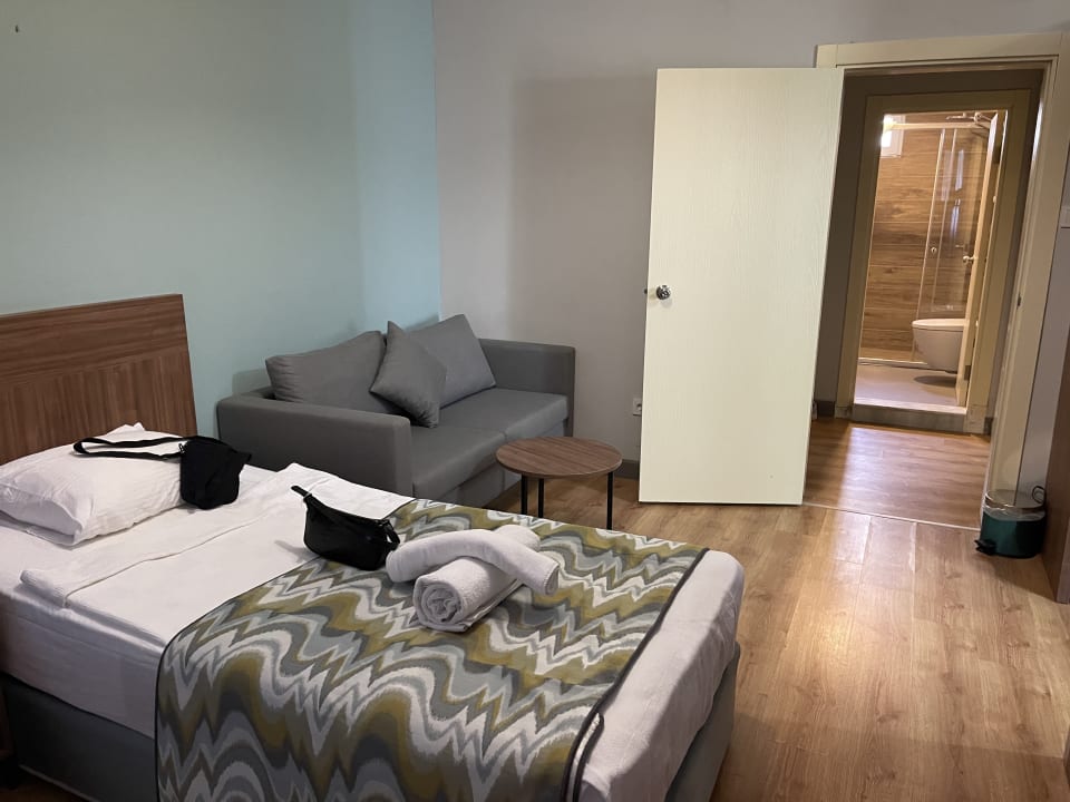 Zimmer Side Village Hotel