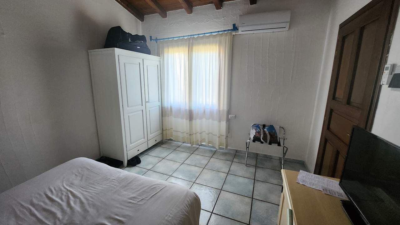 Zimmer Li Suari Club Village