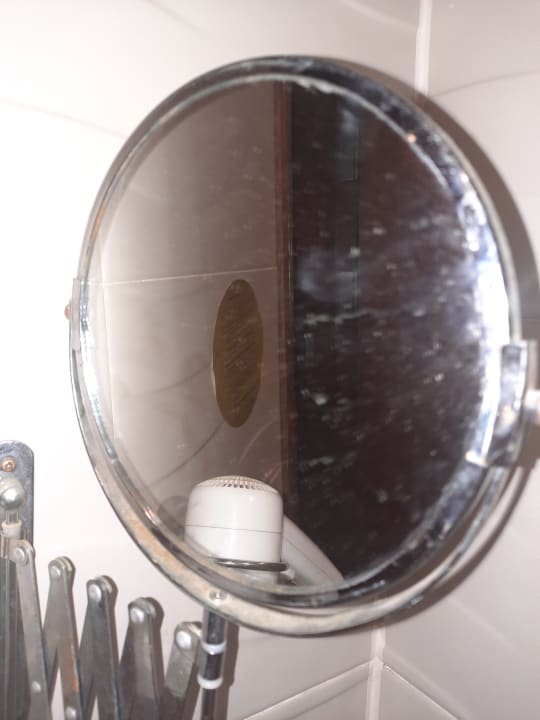 Zimmer Imperial Shams Abu Soma