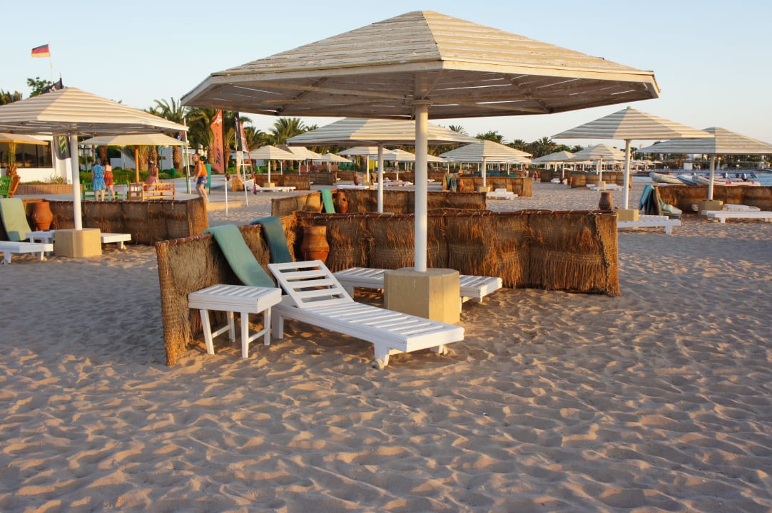 Strandliegen Menaville Safaga