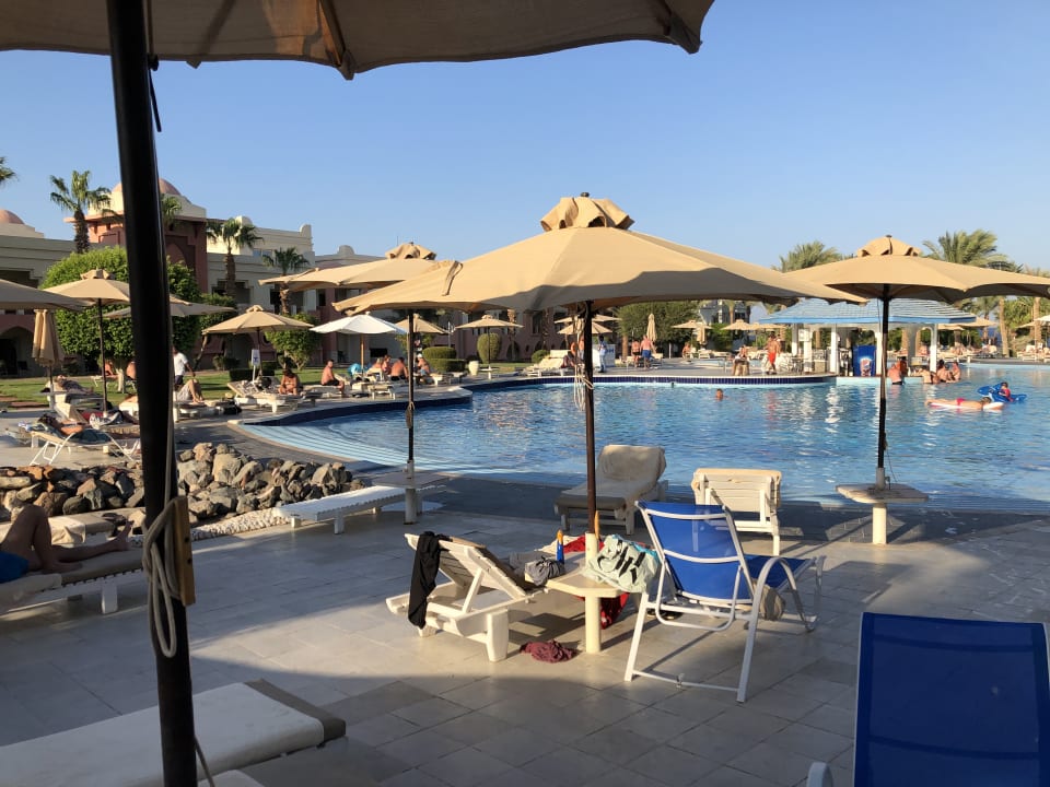 Pool Serenity Alpha Beach